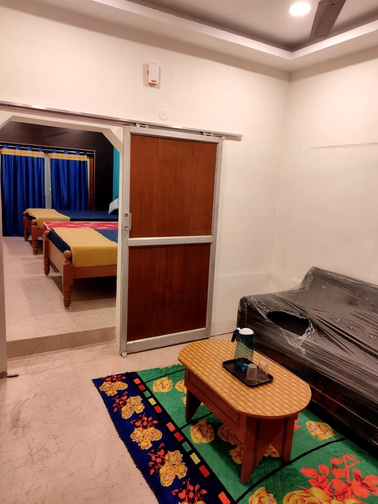 Aishwaryam Home Stay マドゥライ エクステリア 写真