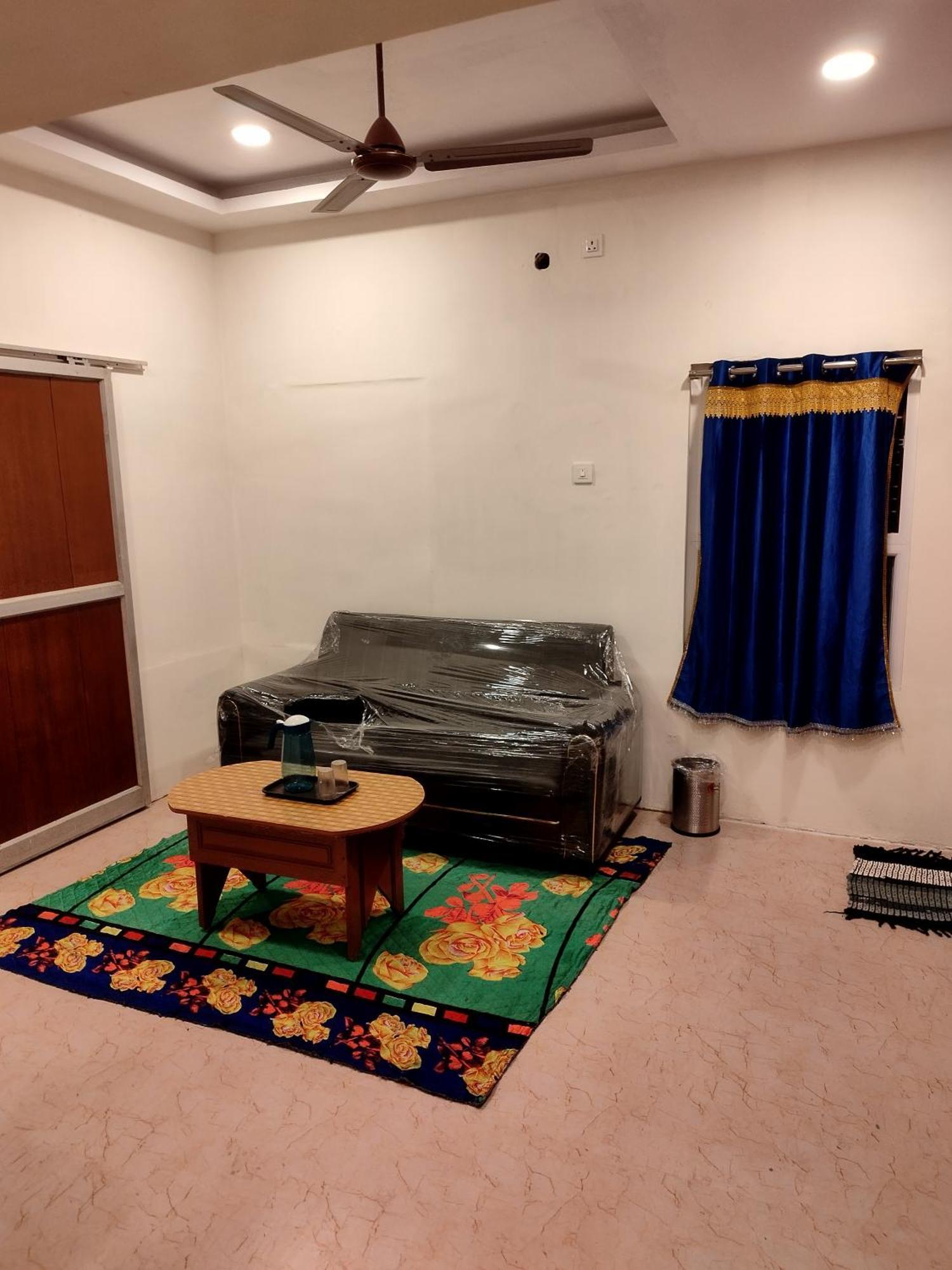 Aishwaryam Home Stay マドゥライ エクステリア 写真