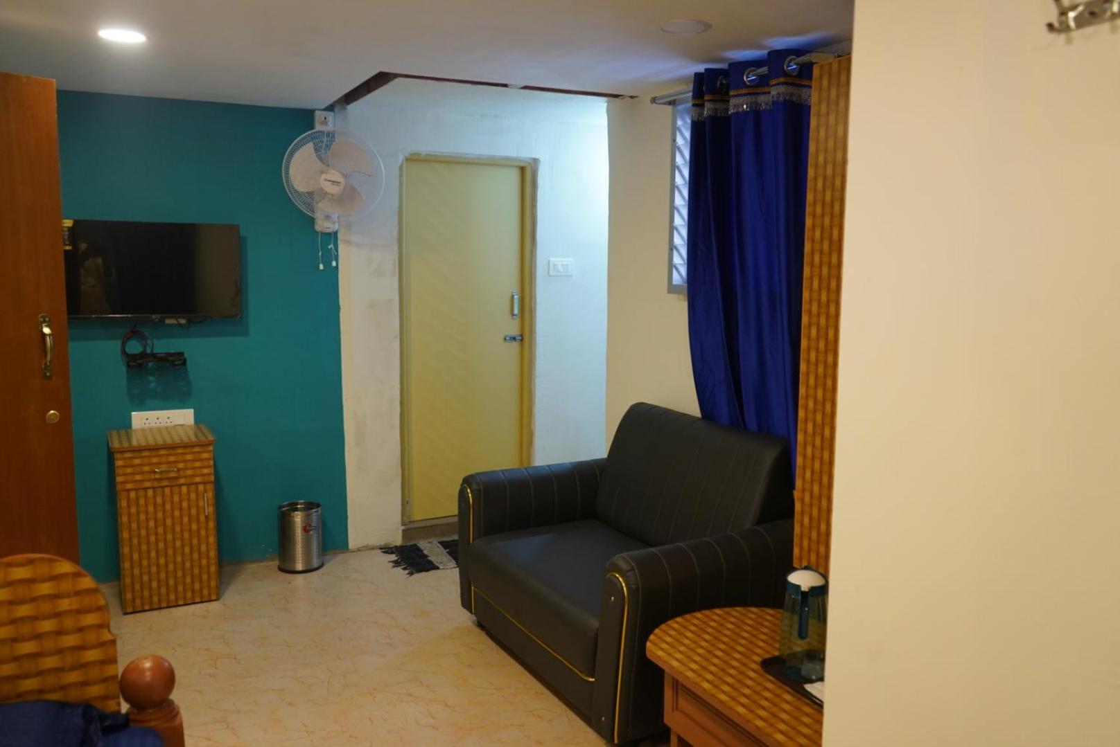 Aishwaryam Home Stay マドゥライ エクステリア 写真